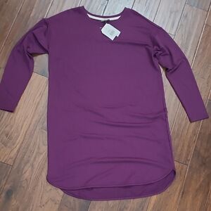 NWT Wonderly Purple High Low Dress. With Long sleeves size Medium